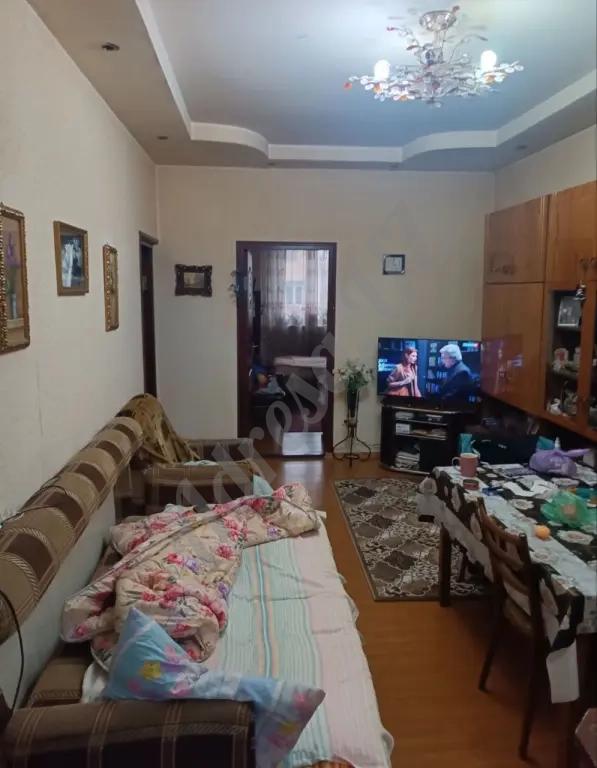 Продается 2 комнатная квартира Ялангач Ширин базар, Femeli market