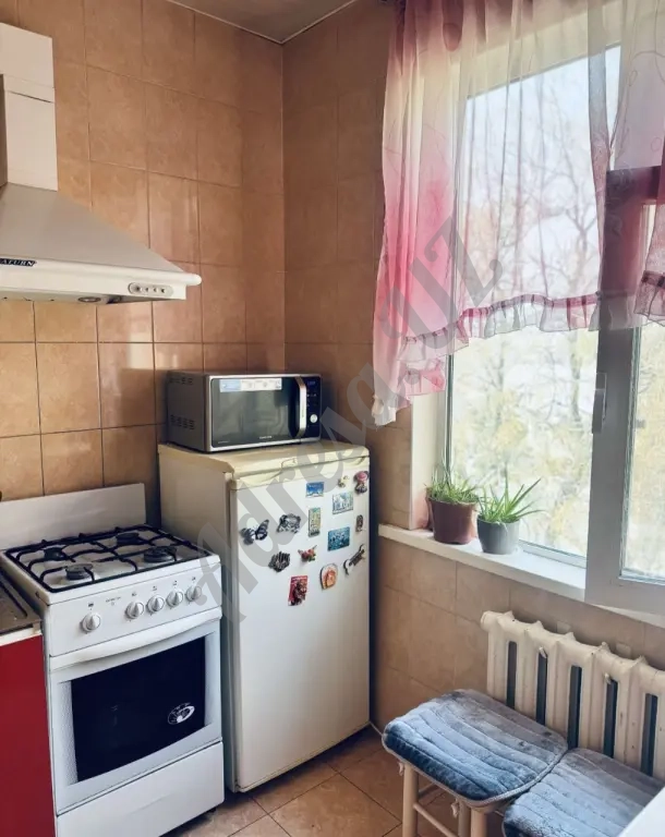 Продается 2 комнатная квартира Буз-1 единое окно