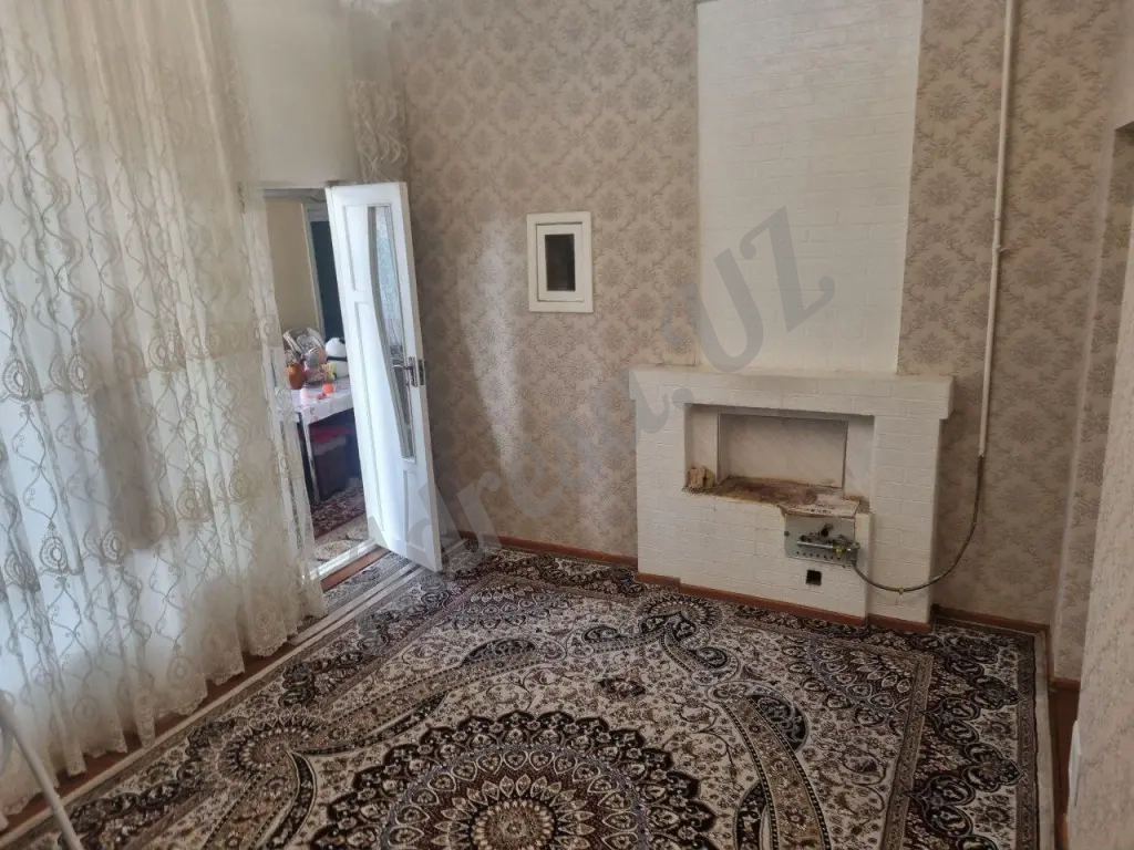 Продается дом с участком Юнусабад Шахристанская