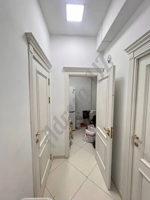 Продается нежилое помещение в новостройке на 1-м этаже