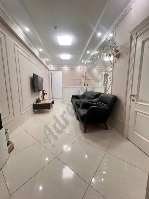 Продается нежилое помещение в новостройке на 1-м этаже