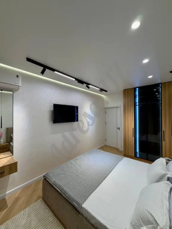 Продается 2 комнатная квартира ул, Садык Азимова