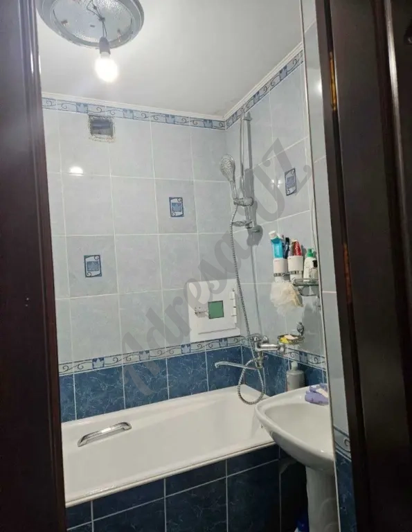 Продается 2 комнатная квартира Академ Городок