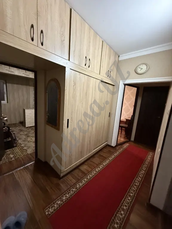 Продается 2 комнатная квартира Паркентский