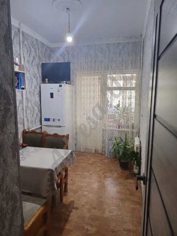 Продается 2 комнатная квартира Паркентский базар