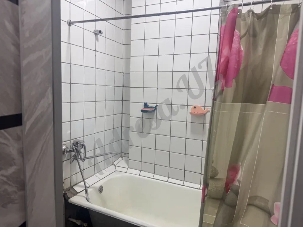 Продается 2 комнатная квартира Юнусабад Сампи