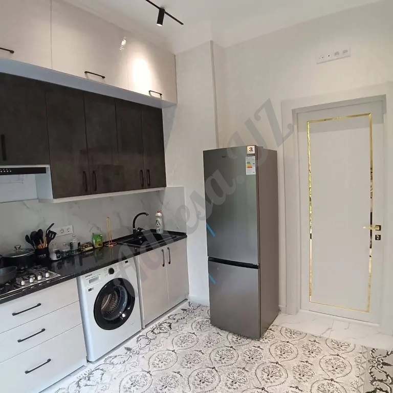 Продается 2 комнатная квартира Карасу-3 ориентир Академия МВД