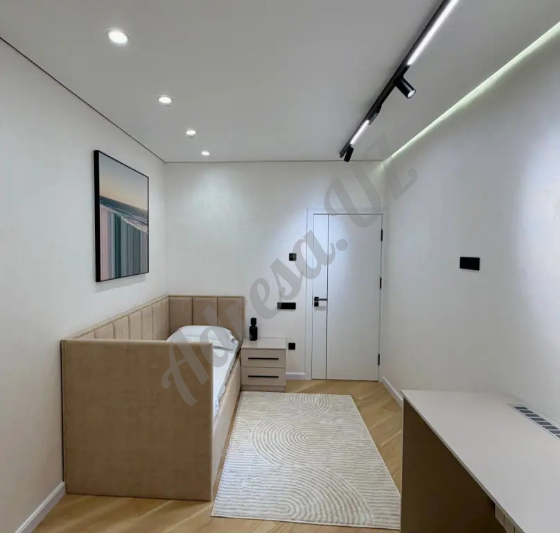 Продается 2 комнатная квартира ул, Садык Азимова