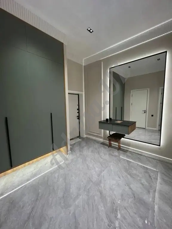 Продается 2 комнатная квартира Паркентский ЖК "OQ SAROY"