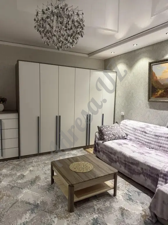 Продается 2 комнатная квартира Ориентир Боз базар