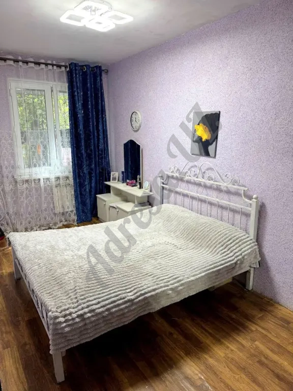 Продается 2 комнатная квартира Феруза ЭКО базар