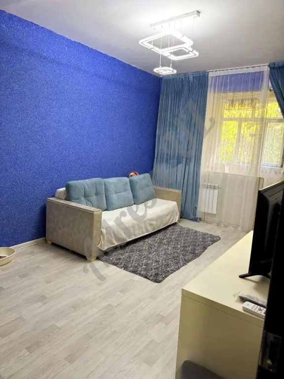 Продается 2 комнатная квартира Феруза ЭКО базар