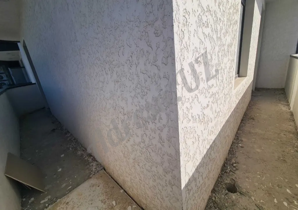 Продается 2 комнатная квартира Юнусабад -16