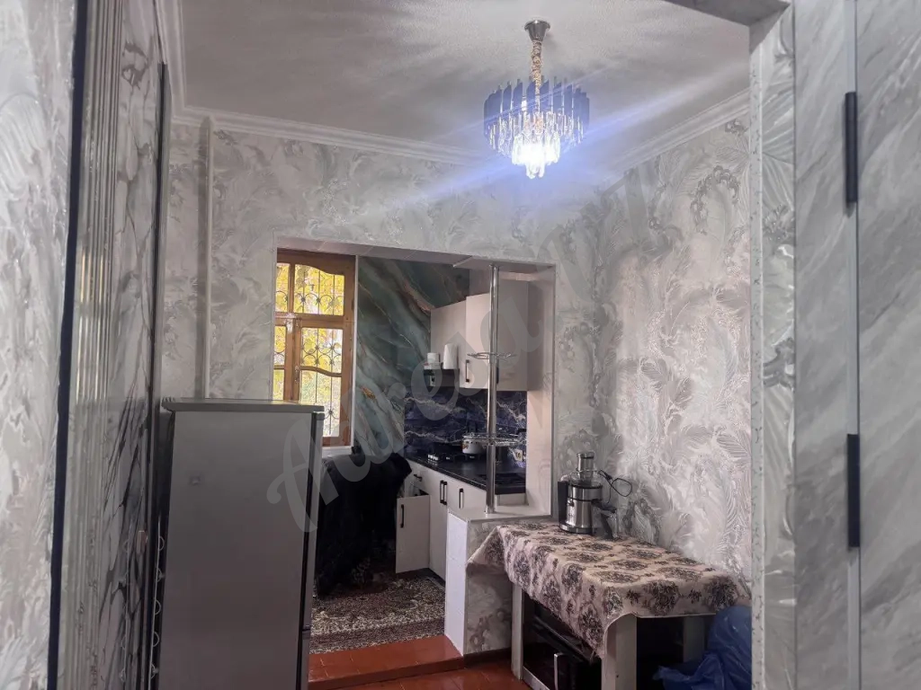 Продается 2 комнатная квартира Юнусабад Сампи