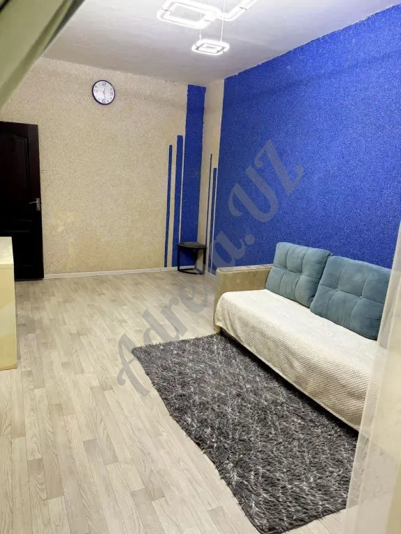 Продается 2 комнатная квартира Феруза ЭКО базар