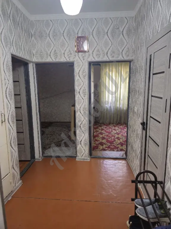 Продается 2 комнатная квартира Паркентский базар