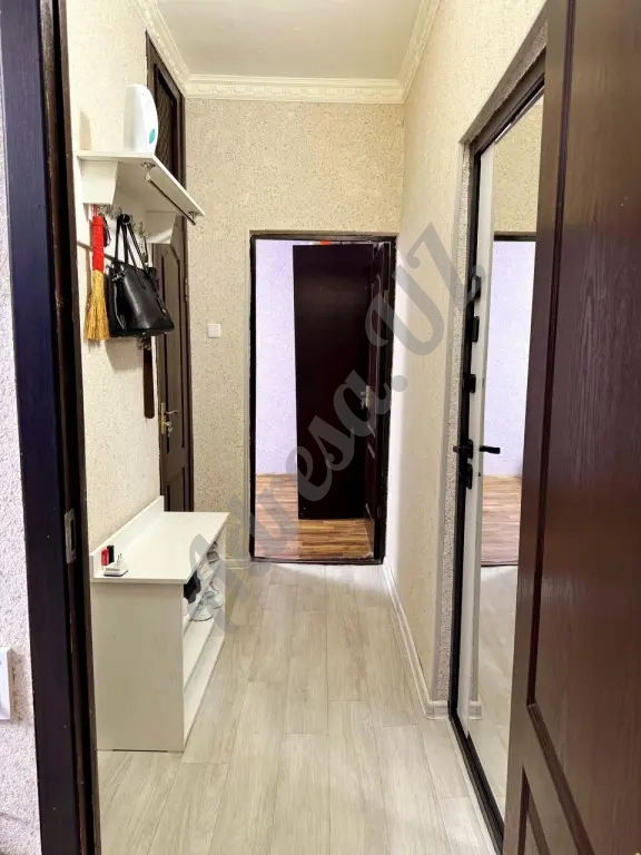 Продается 2 комнатная квартира Феруза ЭКО базар