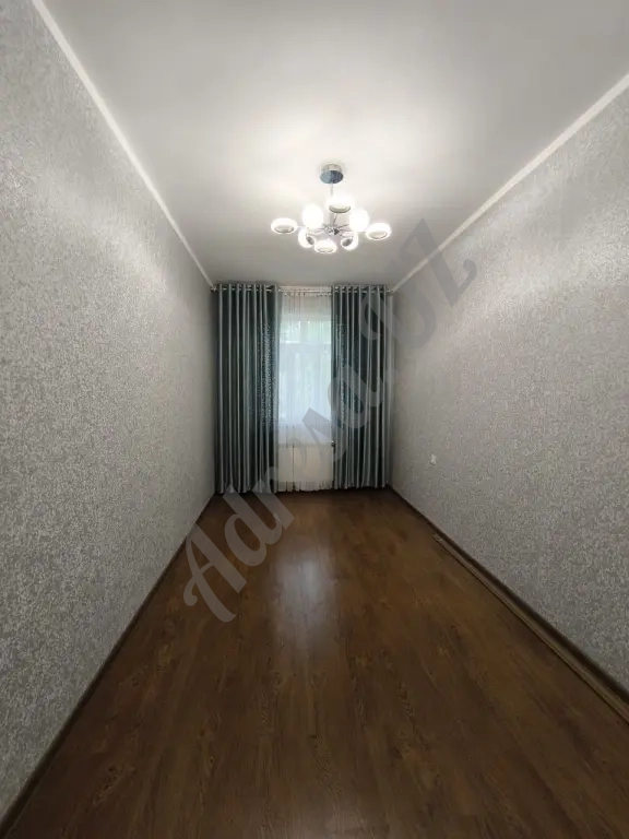 Продается 2 комнатная квартира Чиланзар 11 квартал ориентир Аль Хорезми