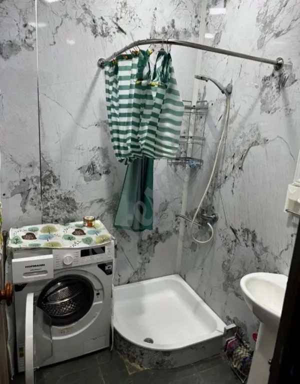 Продается 1 комнатная квартира Массив Феруза