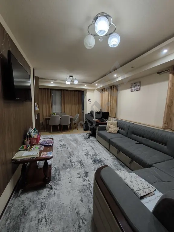 Продается квартира 3 комнаты Авиасозлар 4