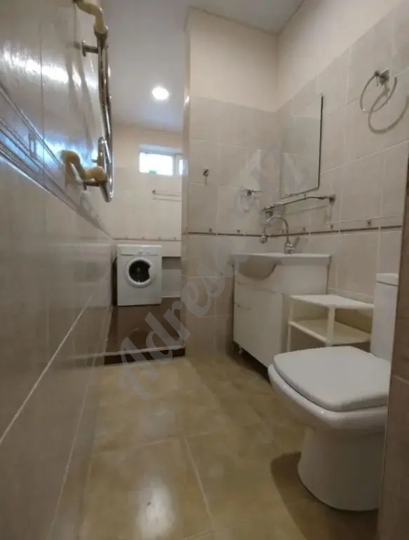 Продажа квартиры 3 комнаты Феруза Кафе "Шукрона"