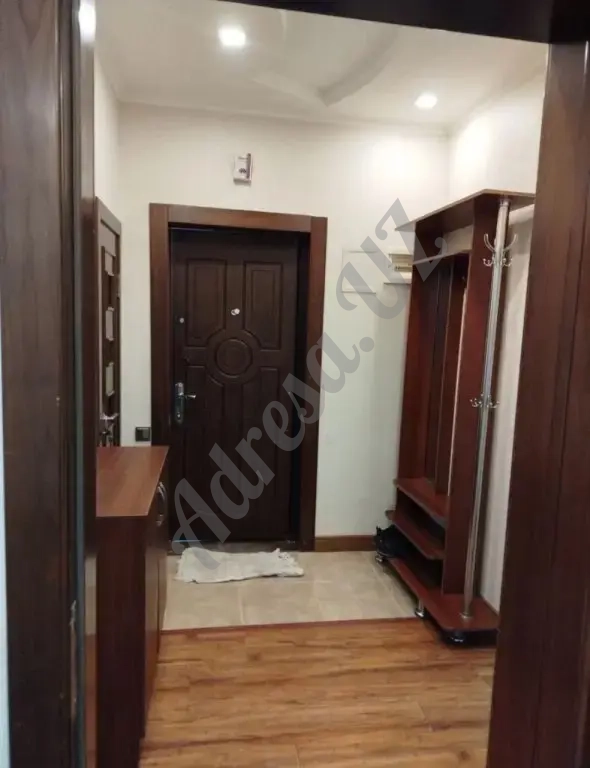 Продажа квартиры 3 комнаты Феруза Кафе "Шукрона"