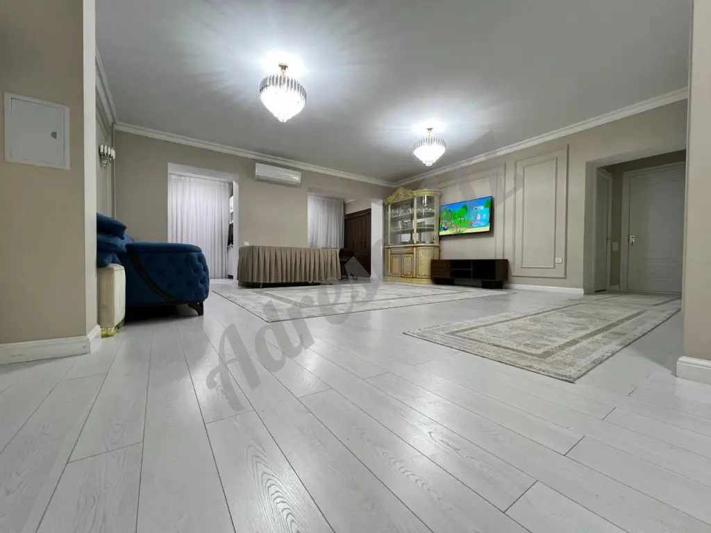 4 комнатная квартира Дархан Ул Кары Ниязова