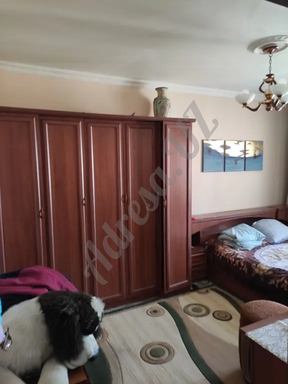 Продаётся на Юнусабаде-19  4 комнаты