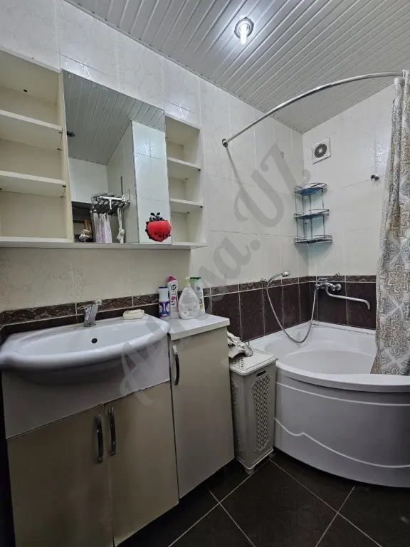 Продажа квартиры 3 комнаты Буюк Ипак Йули Капитал Банк