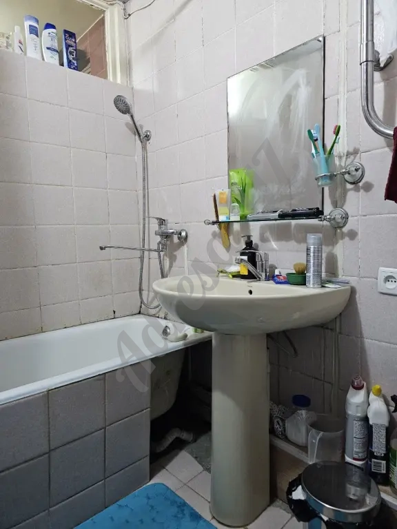 4 комнатная квартира на Буюк Ипак Йули