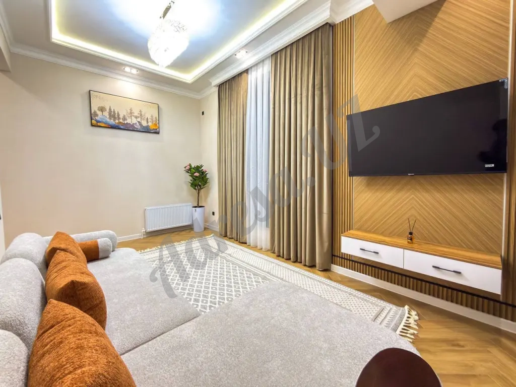 Продаётся евро квартира 4 комнаты Sayram Tower