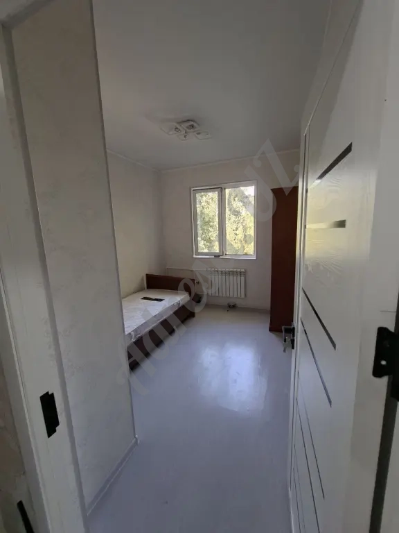 Продается квартира на Юнусабад -3 4 комнаты