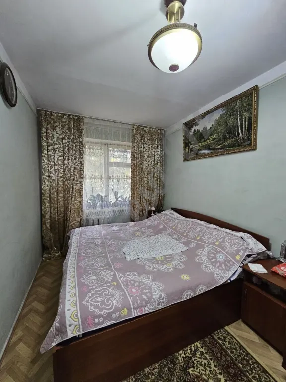 4 комнатная квартира на Буюк Ипак Йули