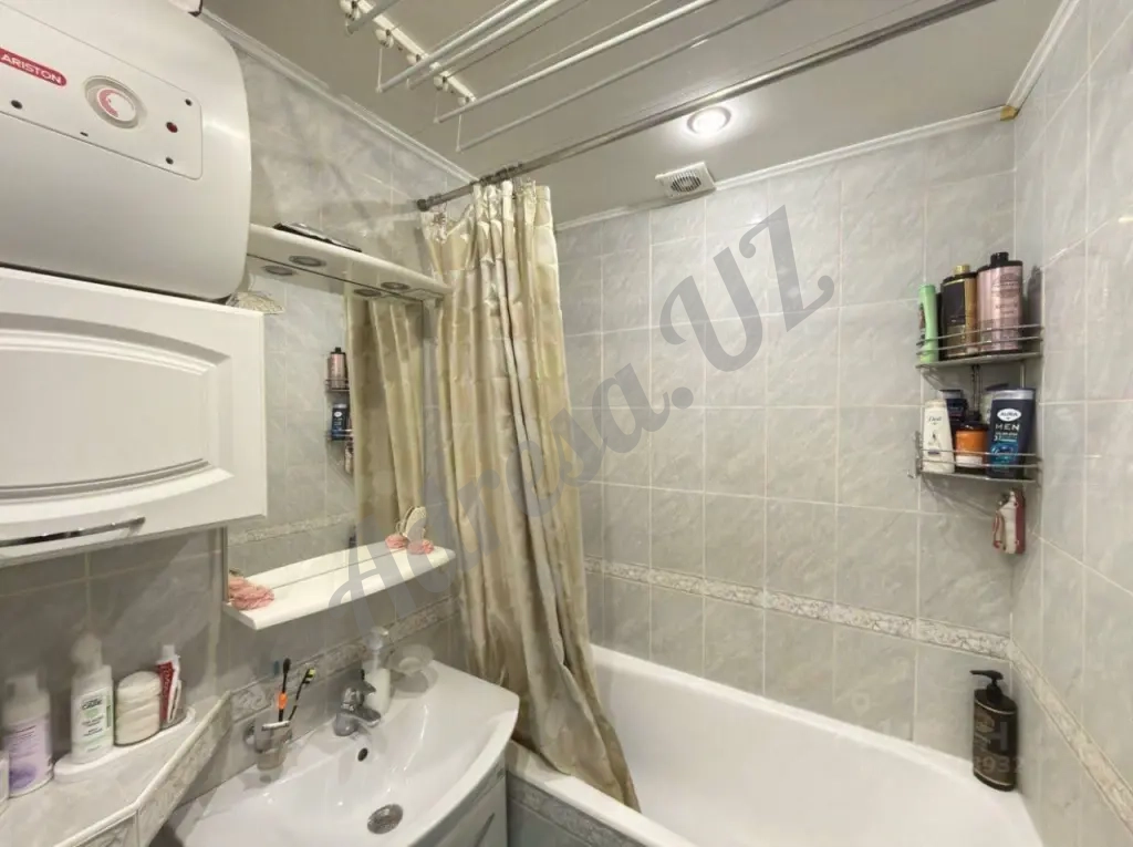 Продажа квартиры 3 комнаты Метро БИЙ