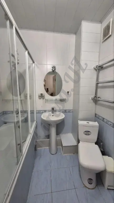 Сдаётся 4 комнатная квартира на Ц1