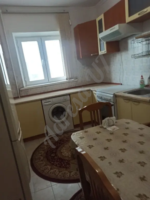 Аренда 4 комнатная на Госпитальном Мирабадский рынок