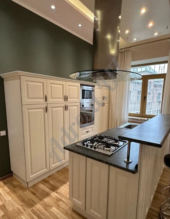 Слается в Аренду квартира Ц-1 3 комнаты