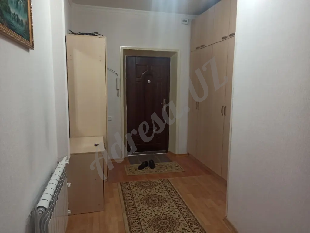 Аренда 4 комнатная на Госпитальном Мирабадский рынок