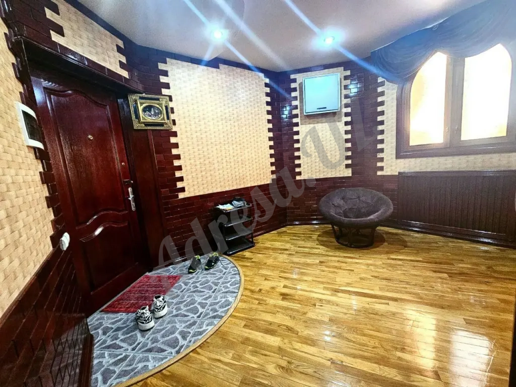 Сдается в Аренду квартира Ц-5 Алайский 3 комнаты