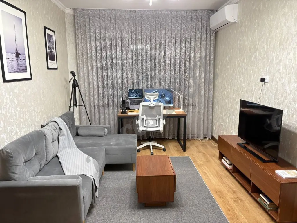 Продается 1 комнатная квартира Юнусабад -11 квартал