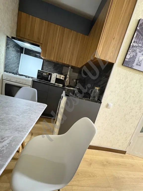 Продается 1 комнатная квартира Юнусабад -11 квартал