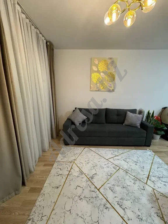 Продается 1 комнатная квартира Улица Махтумкули ЖК besh chinor