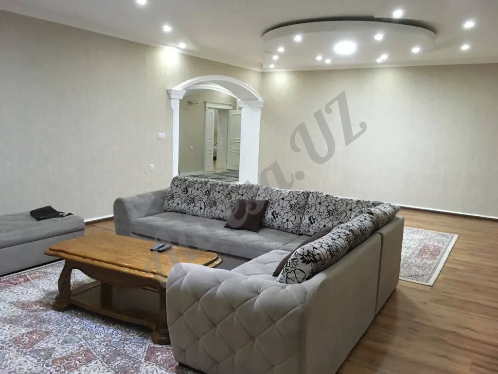 Квартира Яккасарайский район Ракат Махалля ул.Бабура